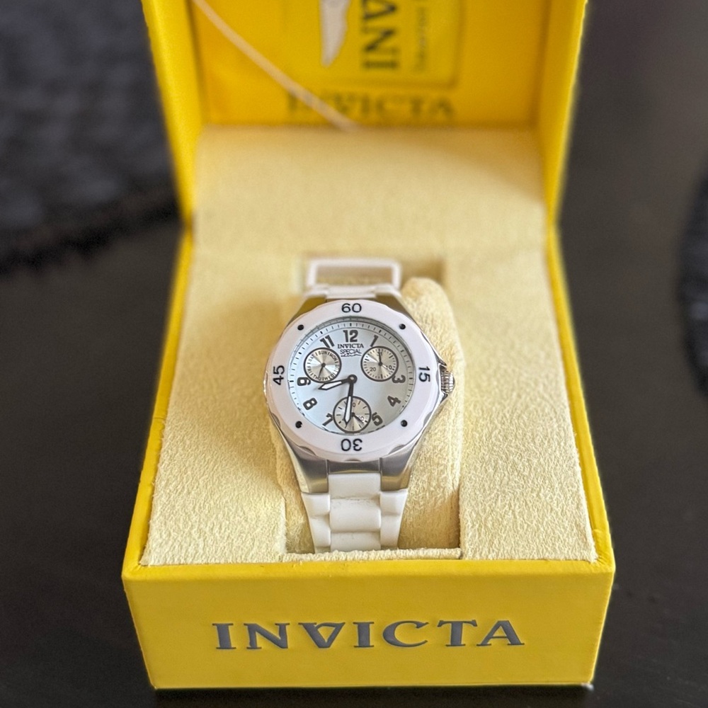 Invicta Angel Quartz Watch